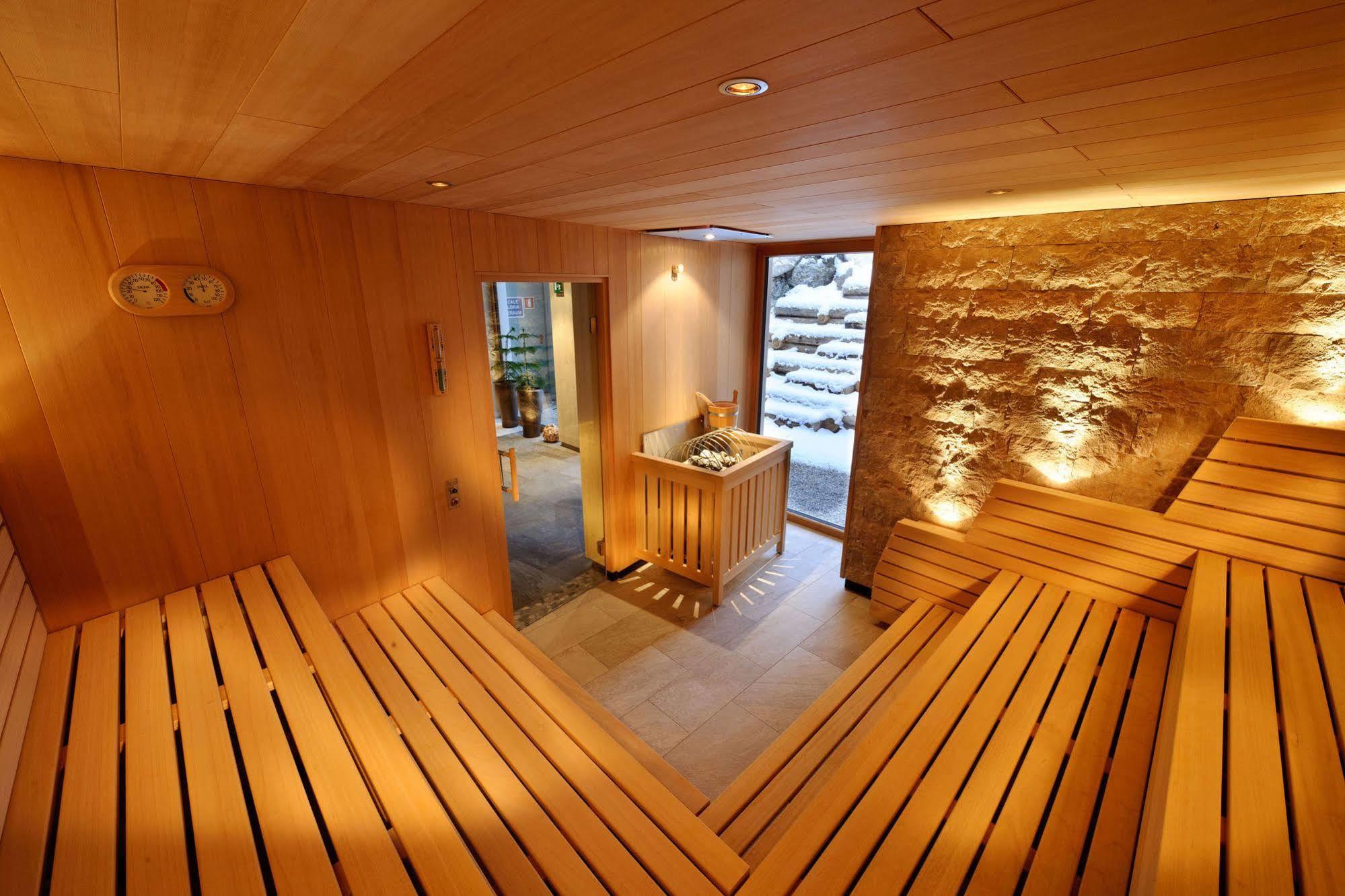 Hotel Diamant Сан-Кассиано Экстерьер фото